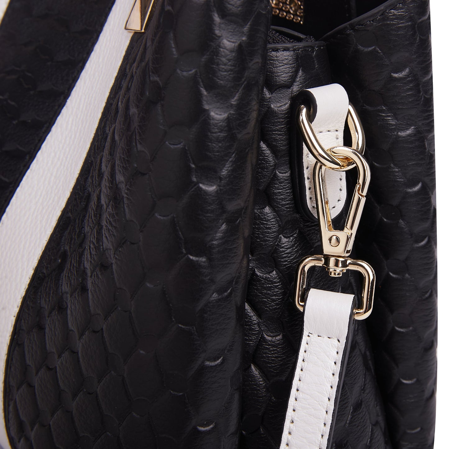 Full-Grain Leather Keffiyeh-Embossed Handbag – Luxury Statement Bag
