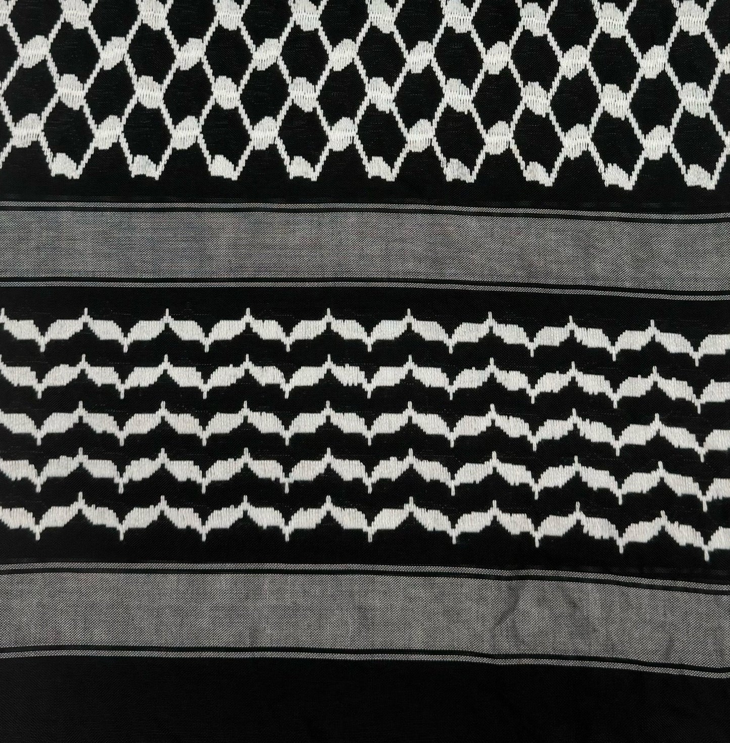 Jabal Al-Nar Keffiyeh – Flames of Defiance Black/White with Black Tassels