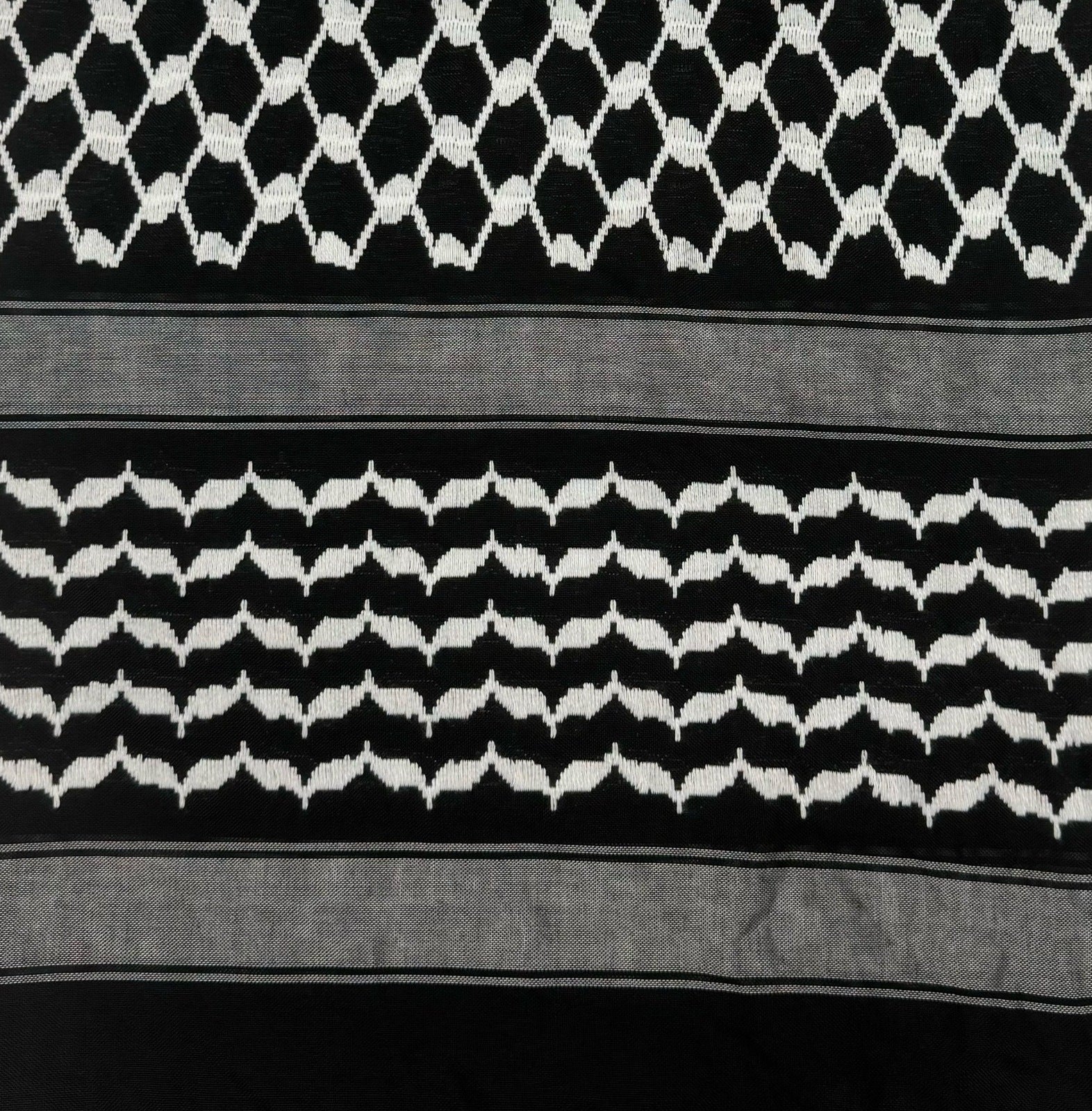 Jabal Al-Nar Keffiyeh – Flames of Defiance Black/White with Black Tassels